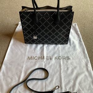 Michael Kors Mercer Tote